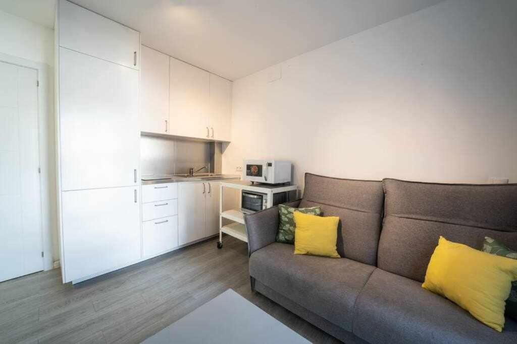 1 Room Atico Pedregalejo マラガ エクステリア 写真
