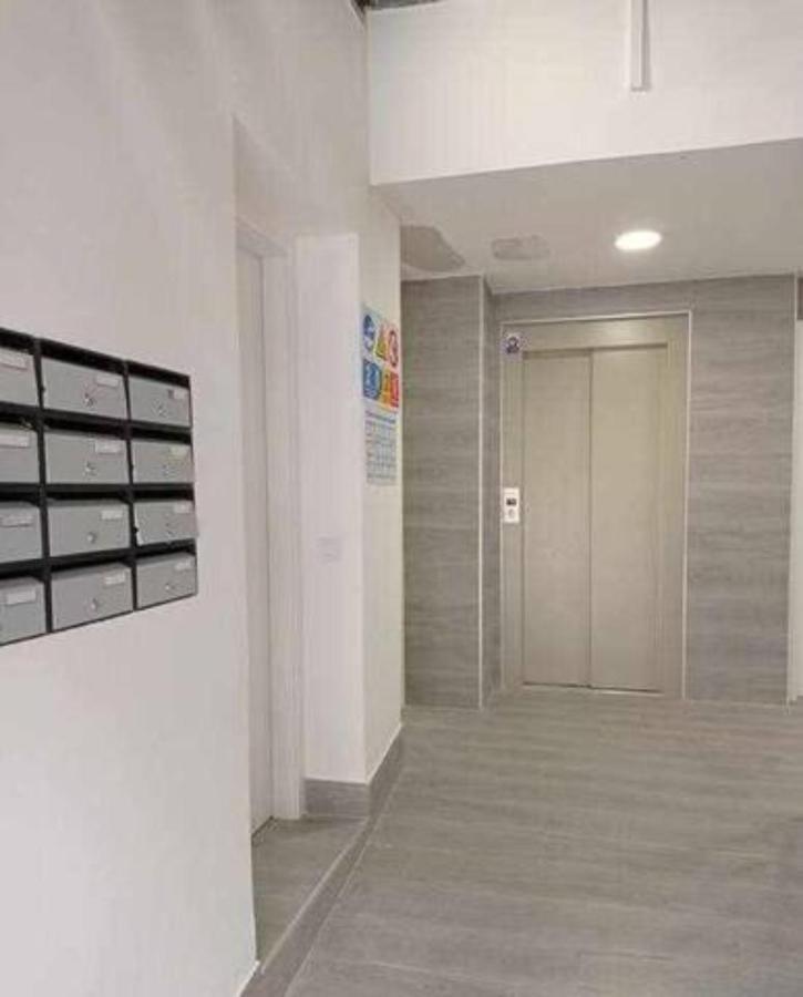 1 Room Atico Pedregalejo マラガ エクステリア 写真